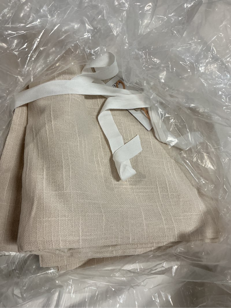 Condition photo showing Good Condition for cotton slub room darkening curtain - single panel (48x84in)