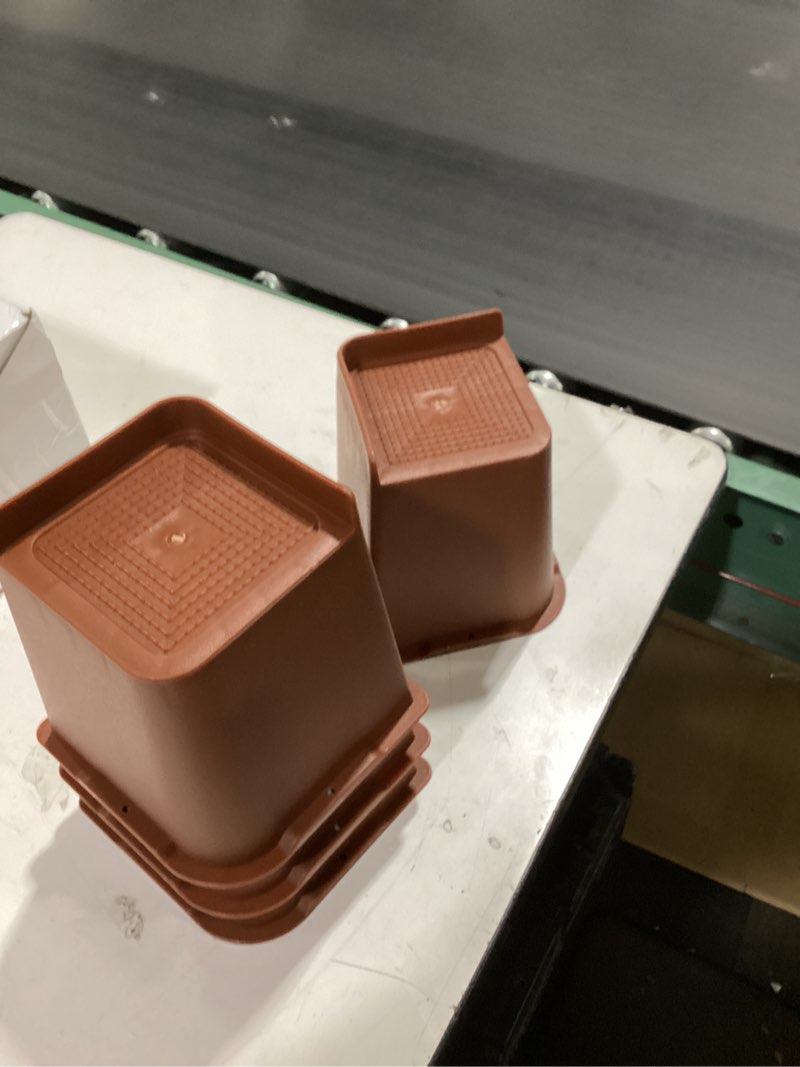 Condition photo showing Good Condition for bed risers 1 inch, 2 inch, 3 inch, 4 inch, 6 inch, 8 inch heavy duty, oversized furniture riser for couch sofa table chair leg frame dorm, support up to 6000 lbs (chocolat brown 4 pack, 8 inch) chocolat brown 4 pack 8 inch