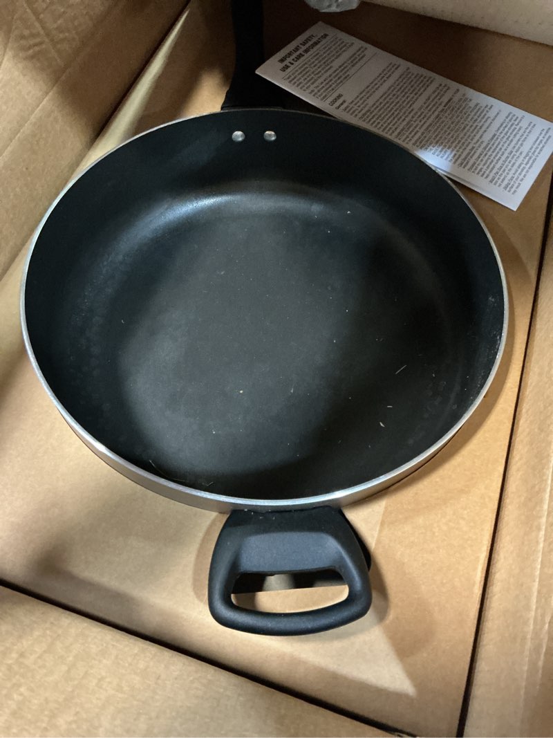 Condition photo showing Good Condition for Farberware Dishwasher Safe Nonstick Jumbo Cooker/Saute Pan with Helper Handle - 6 Quart, Silver Champagne Cooker