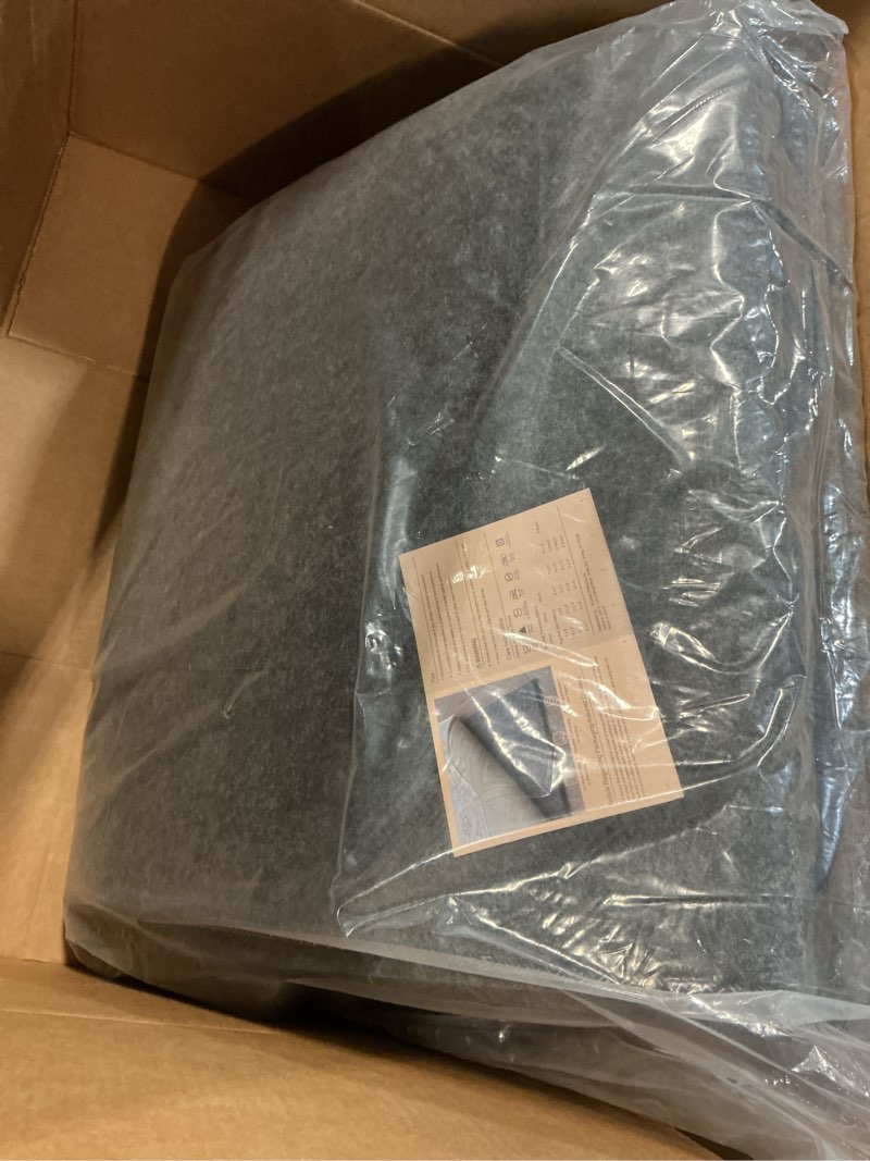 Condition photo showing New/Like New for unique loom uni-luxe dual surface felt and rubber non-slip rug pad 1/4" thick (9'x 12')