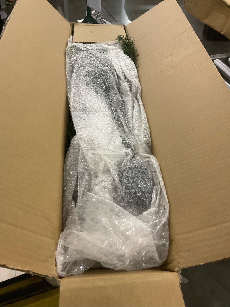 National Tree Company 4 ft Pre-Lit Grande Canadian Fir Mini Artificial Christmas Tree, 100 Clear Lig