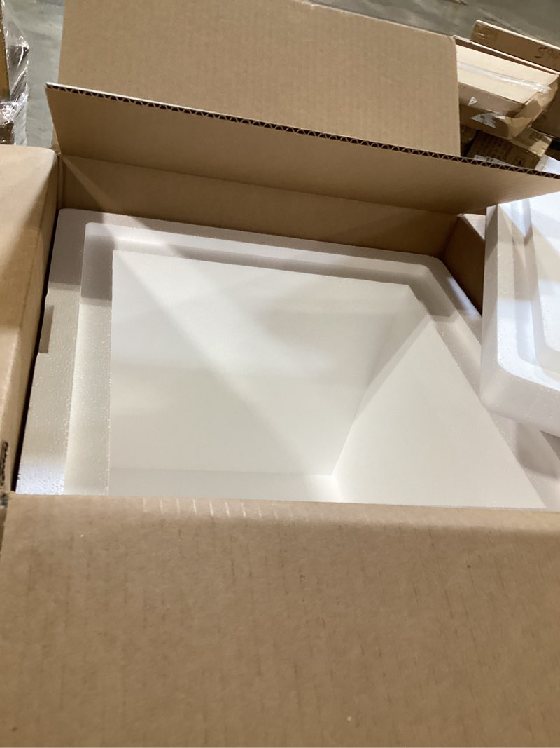 Condition photo showing Good Condition for boxes fast bf230c insulated shipping box with foam container, 12" x 12" x 11 1/2", medium, white