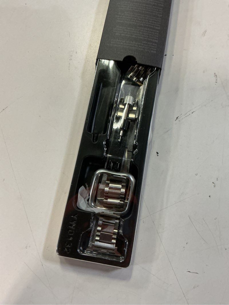 Condition photo showing Good Condition for fullmosa metal band compatible with apple watch bands 41mm 40mm 38mm, iwatch band with case for apple watch series 9 8 7 6 5 4 3 2 1 se3/2/1, silver 38mm 40mm 41mm(s9/8/7/6/5/4/3/2/1/se3/2/1) silver