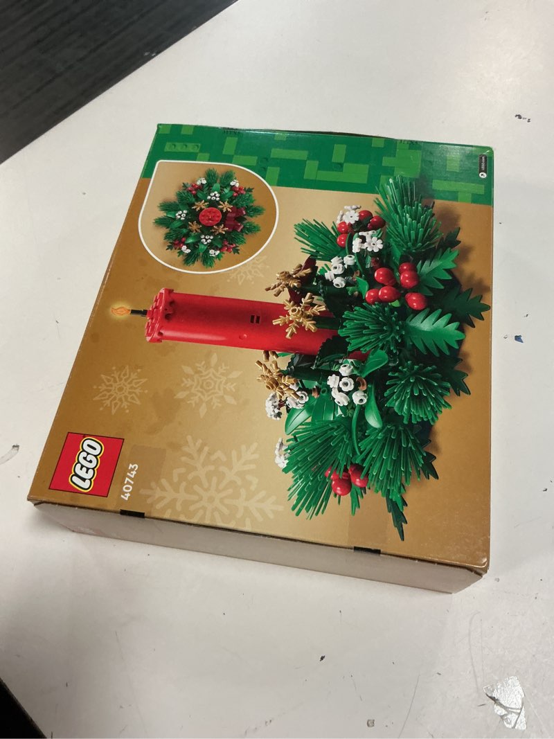 Condition photo showing New/Like New for lego christmas table decoration building toy 40743