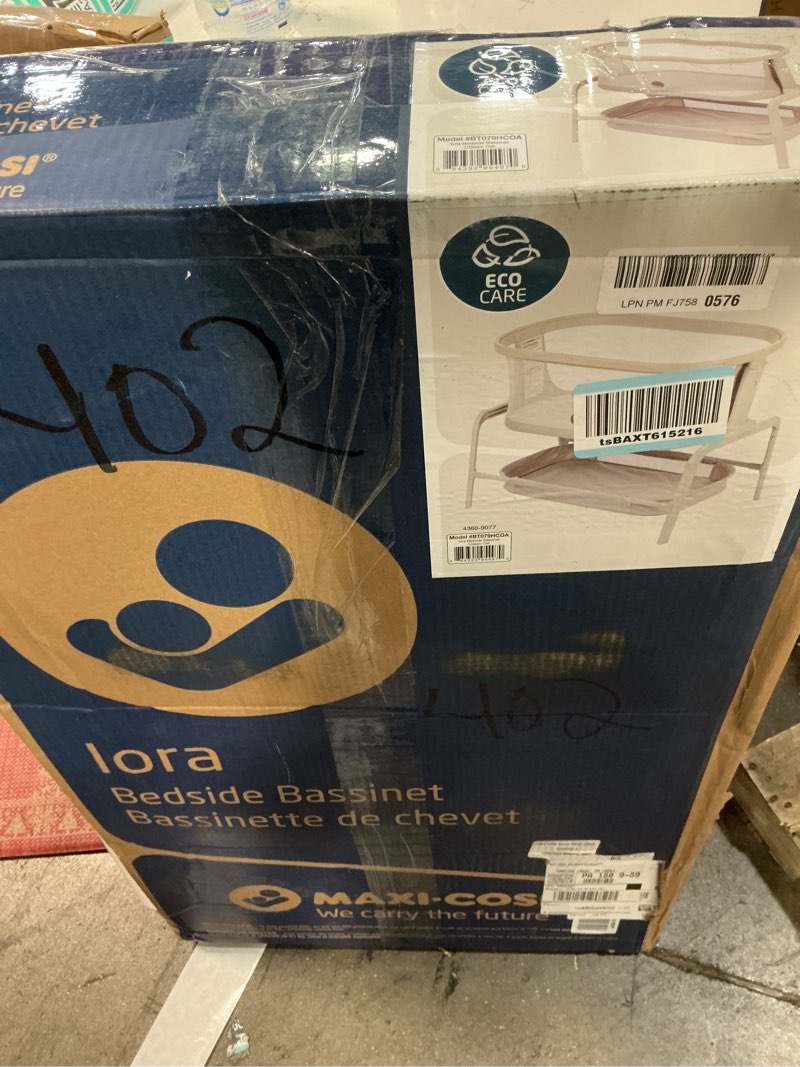 Condition photo showing Good Condition for Maxi-Cosi Iora Baby Bassinets Bedside Sleeper, Portable Bassinet, Infant Bedside Sleeper Crib, Height Adjustable, Breathable Mesh, Large Storage Basket, Classic Oat Classic Oat Bassinet