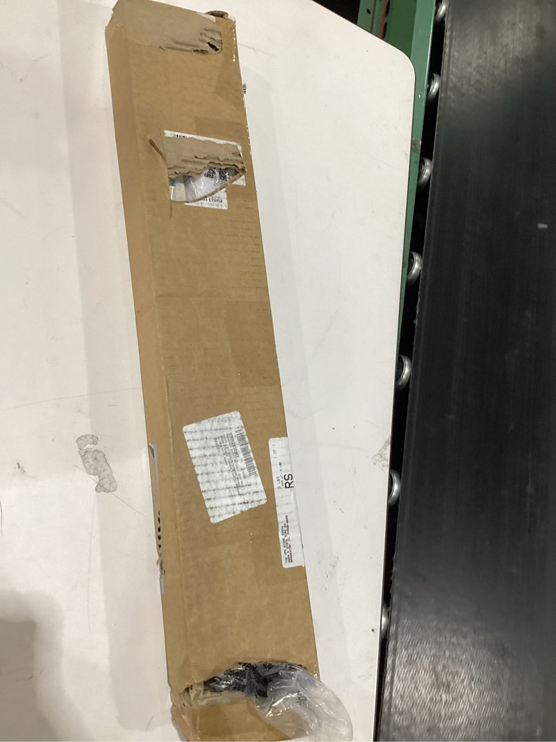 Condition photo showing Good Condition for fabublinds no drill no tool