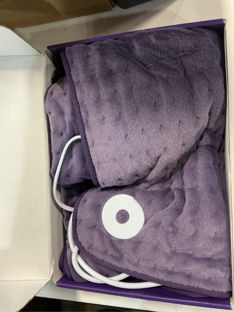 Condition photo showing Good Condition for heating pad for back pain relief, extra large 17"x33" electric heat pad with 6 heat settings, 4 timers, auto shut-off - machine washable for neck shoulder cramps, christmas gift for women mom wife purple 17"x33"