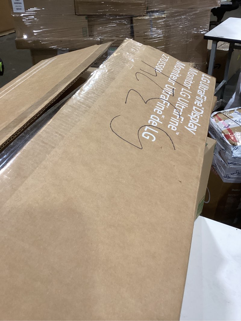 Condition photo showing Good Condition for Lg 27” monitor