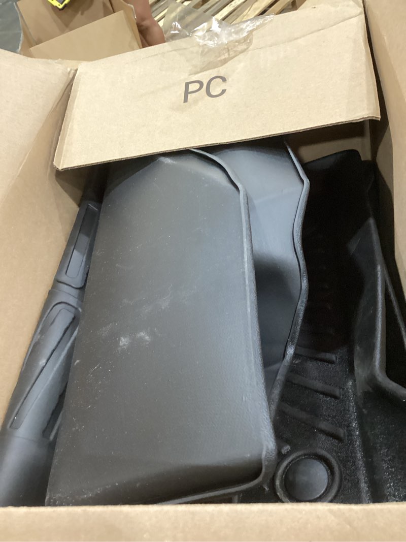Condition photo showing Good Condition for floor mats & trunk mat for all-new 2024 2025 chevy traverse (7 seats-2 row bucket seat)tpe all weather protection 3 rows car floor liners with cargo liners covering the backrest accessories 2024 traverse 7 seats