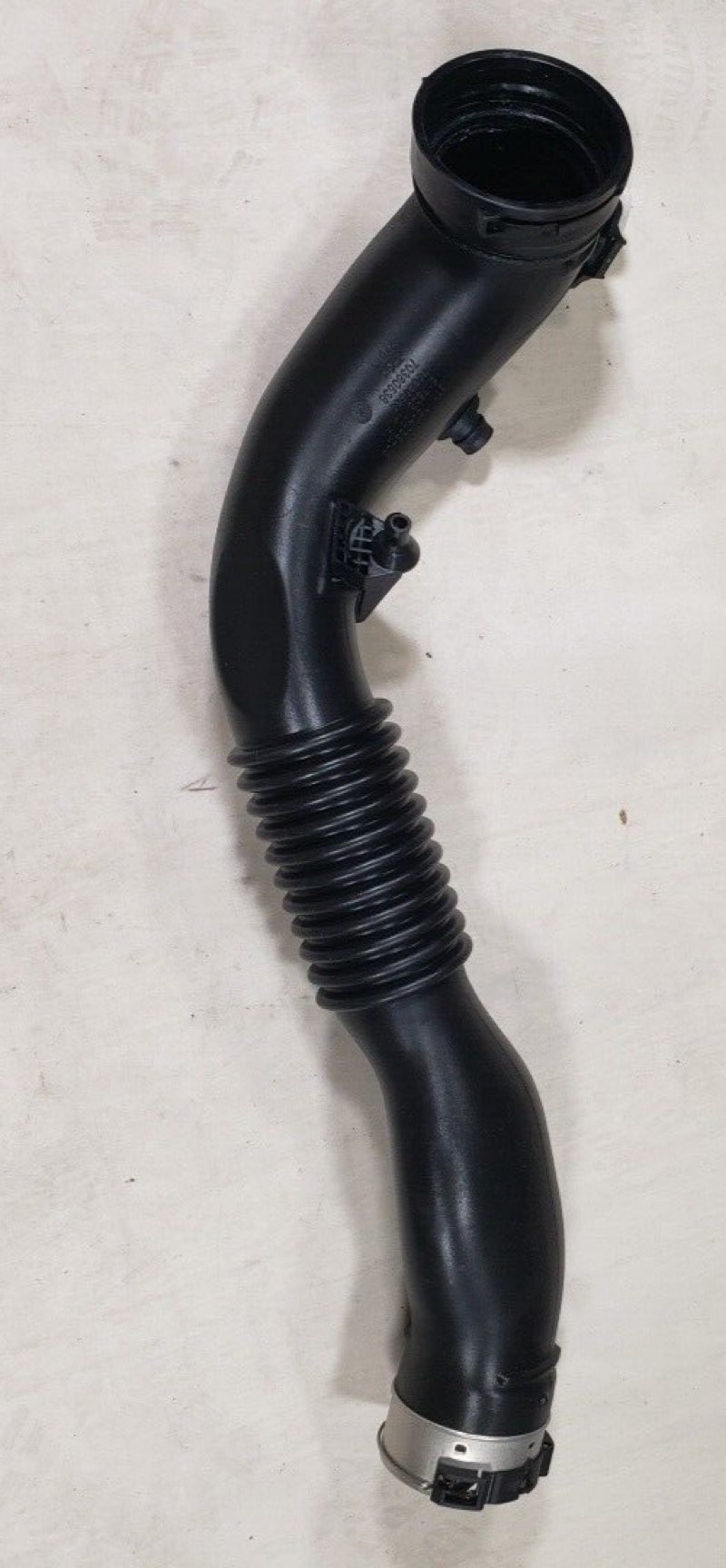 CHERISH-AUTO 1PCS OEM 13717604033 1371 7604 033 Intercooler duct Compatible 