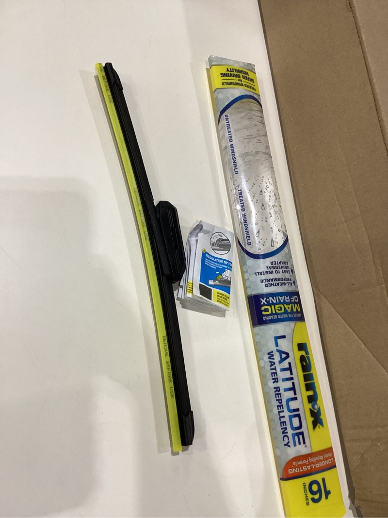 Condition photo showing New/Like New for Rain-X 5079274-2 Latitude 2-In-1 Water Repellent Wiper Blades, 16 Inch (Pack Of 1), Automotive Replacement Windshield Wiper Blades With Patented Rain-X Water Repellency Formula 16" Latitude