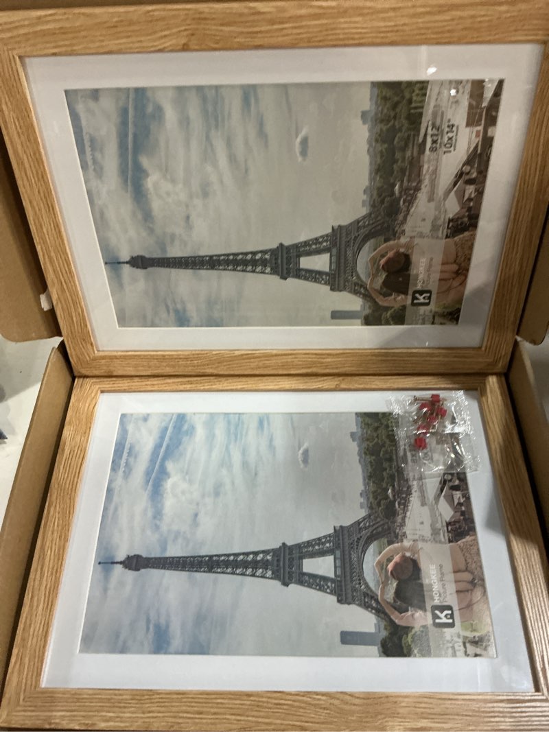 Condition photo showing New/Like New for hongkee 10x14 picture frame set of 2, made of glass and natural oak wooden frame, display 8x12 pictures with mat or 30 x 40cm diamond painting art without mat for wall mounting, gallery photo frames natural oak 10x14 in