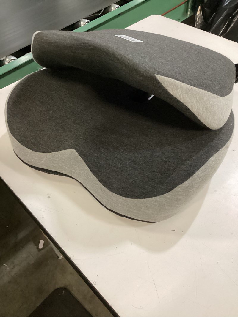 Condition photo showing Good Condition for staraneer ultimate l-shaped truck driver seat cushion - ergonomic memory foam back & tailbone support - breathable cool-mesh pressure relief pad for office chairs, semi-trucks, & long-haul driving grey/black standard