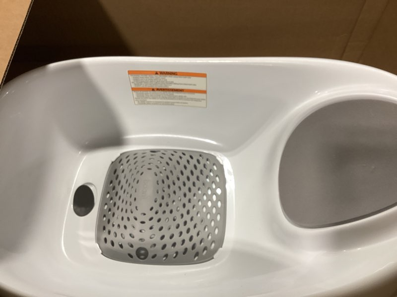 Condition photo showing Good Condition for boon soak 3 stage baby bathtub - baby bath tub with three support positions for newborn to toddlers - color changing drain plug for ideal bath temperature - gray - ages 0 to 18 months and up white 1 count (pack of 1)