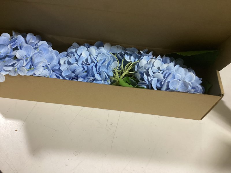 Condition photo showing Good Condition for 20" 4pcs blue faux hydrangea flowers real touch fake hydrangeas bouquet hydrangea artificial flowers with leaves stems for centerpiece arrangements wedding party home décor