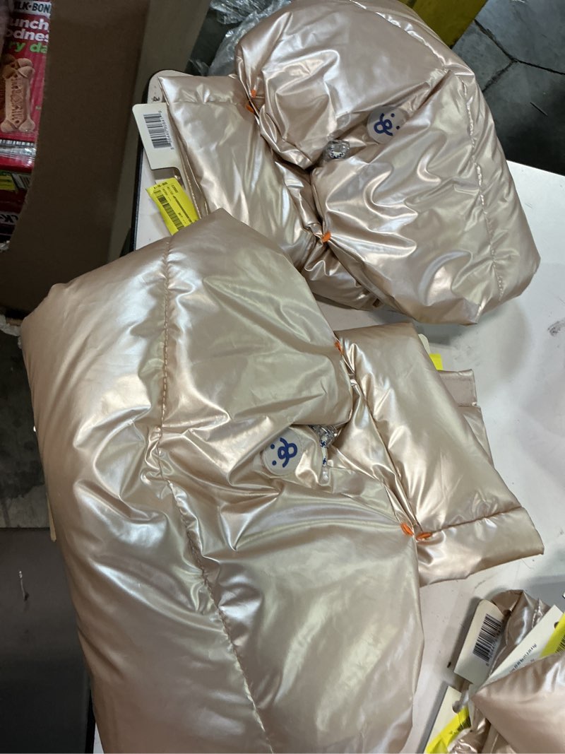 Condition photo showing Good Condition for oodles white quilted puffer bubble hem fall dog jacket  large (pack 2 of )