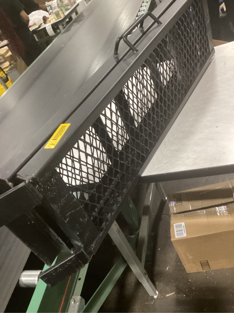 Condition photo showing Good Condition for Kahomvis 0.9-ft x 6.9-ft 800-lb Capacity Folding Loading Ramp
