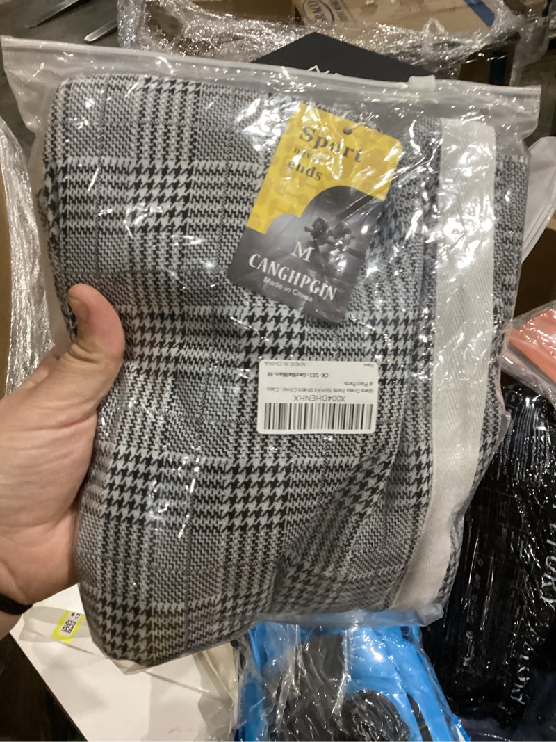 Condition photo showing New/Like New for CANGHPGIN Men's Stretch Dress Pants Slim Fit Flat Front Slacks Tapered Casual Pants Gezibaibian Small