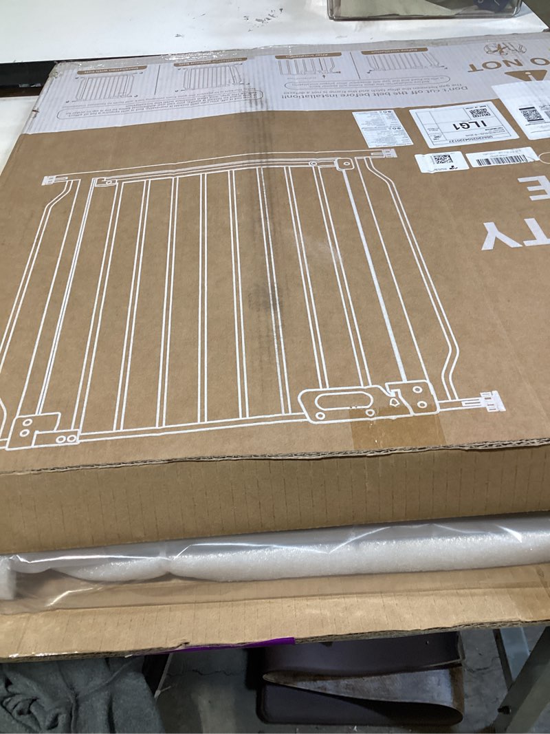 Condition photo showing New/Like New for mom's choice-grownsy baby gate for stairs, 29.5"-48.4" pressure mounted baby gate for top of stair&doorway with v-shaped rods, anti-trip pedal, extra wide stairs dog gate easy install w/red reminder white 29"-48"*30"