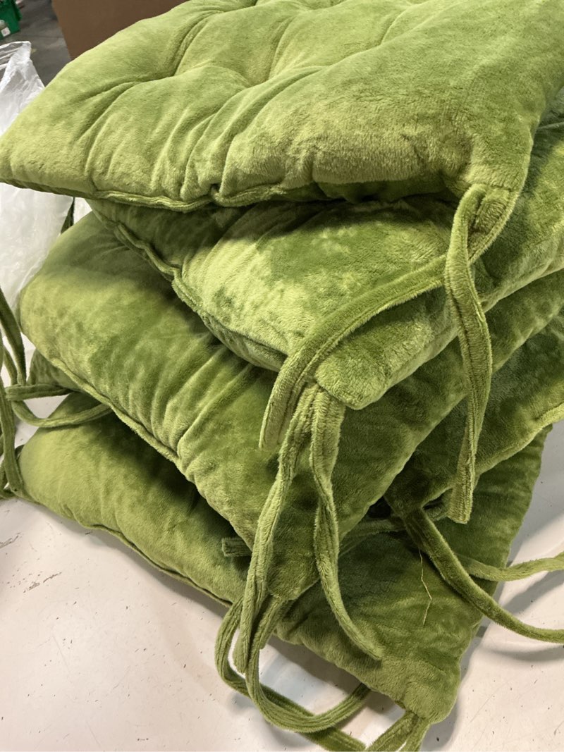 Condition photo showing Good Condition for 6 Pack Square Seat Cushion Chair Pads for Kitchen Dining Chairs, Soft Comfort Velvet Chair Mat Pillow Cushions with Ties for Office Desk Living Room Tatami 15.5", Green Green 6Pack