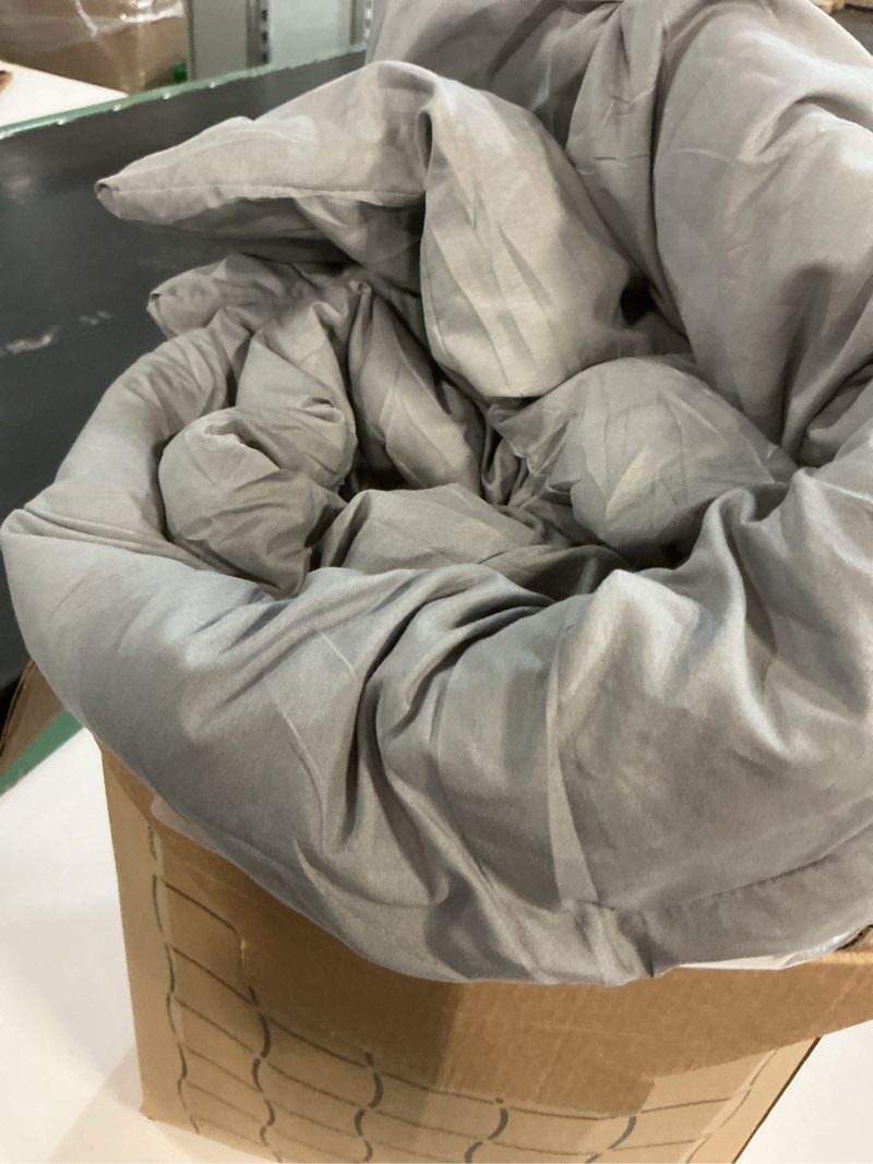 Condition photo showing Good Condition for Bedsure Queen Comforter Set Grey - Bed in a Bag Queen Size Bedding 7 Pieces, GentleSoft™ Pintuck Bed Set Gift for Family, Pinch Pleat All Season Comforter with Sheets, Pillowcases & Shams Queen 01 - Grey
