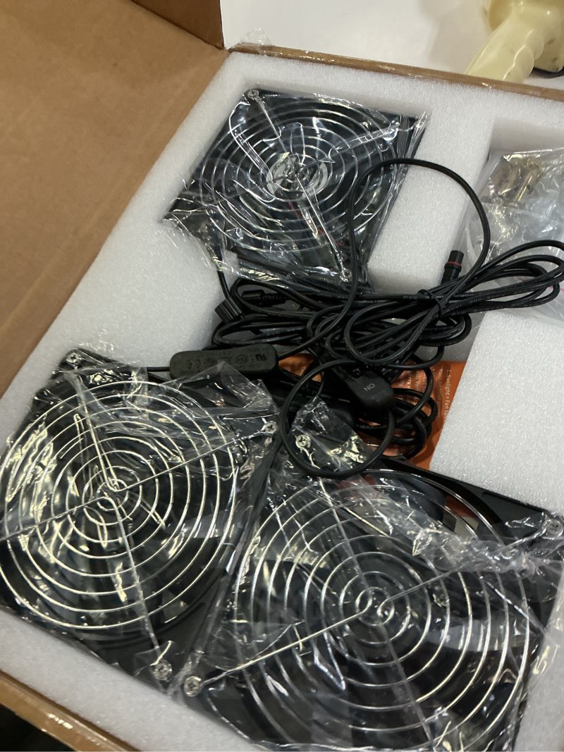Condition photo showing New/Like New for new 5.5" solar chicken coop fan 3 kit, 35w solar powered exhaust and intake greenhouse fan outdoor waterproof, 16.5ft cord, strong airflow, for shed air circulation and ventilation, no battery 5.5" fan 3 kit