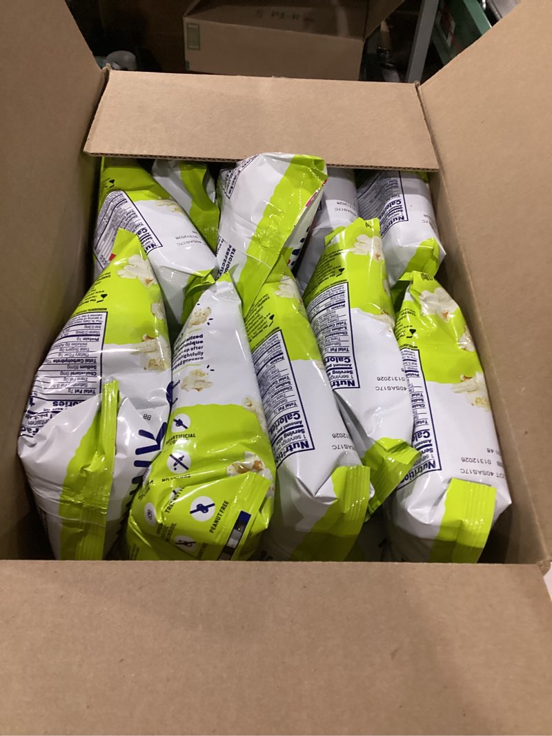 Condition photo showing New/Like New for skinnypop popcorn, original, whole grain, dairy-free snack, 0.65oz bags (30ct) original 0.65 ounce (pack of 30)