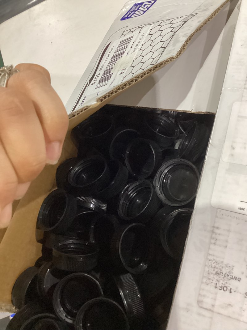 Condition photo showing Good Condition for 200 Pcs Plastic Juice Bottles with Caps Square Empty Clear Water Bottles Bulk Drinking Beverage Containers Reusable Empty Juicing Refillable PET Flasks with Lids for Drinks Smoothie(16oz,Black) 16oz Black