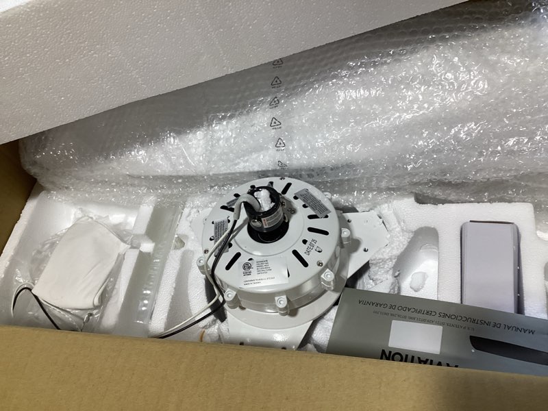 Condition photo showing Good Condition for minka-aire f853-wh aviation 60 inch ceiling fan with dc motor in white finish
