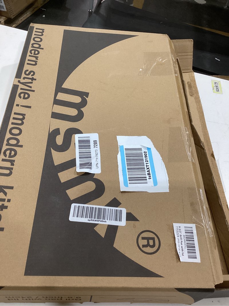 Condition photo showing Good Condition for MsMk Square Grill Pan with Lid, 9.5 Inch Titanium and Ceramic Nonstick Grilling Skillet Pan?Stay-Cool Handle?Compatible with All Stovetops?PFOA Free?Dishwasher & Oven Safe?Indoor Chicken Skille 9.5 Inch Grill Pan with lid