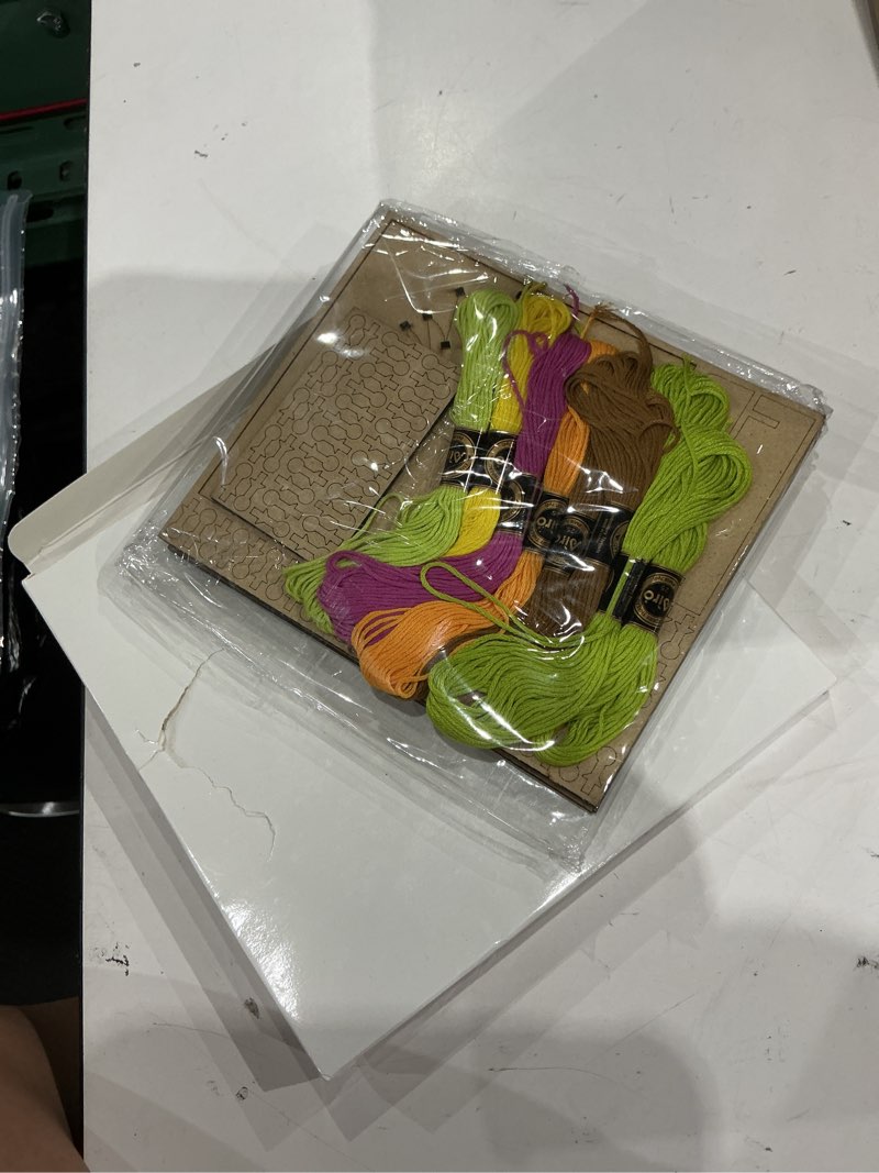 Condition photo showing Good Condition for janlaugh set of 4 summer string art kit palm trees cactus sunflowers pineapple string art craft wood box sign make your own board with stand pins and yarn diy activity
