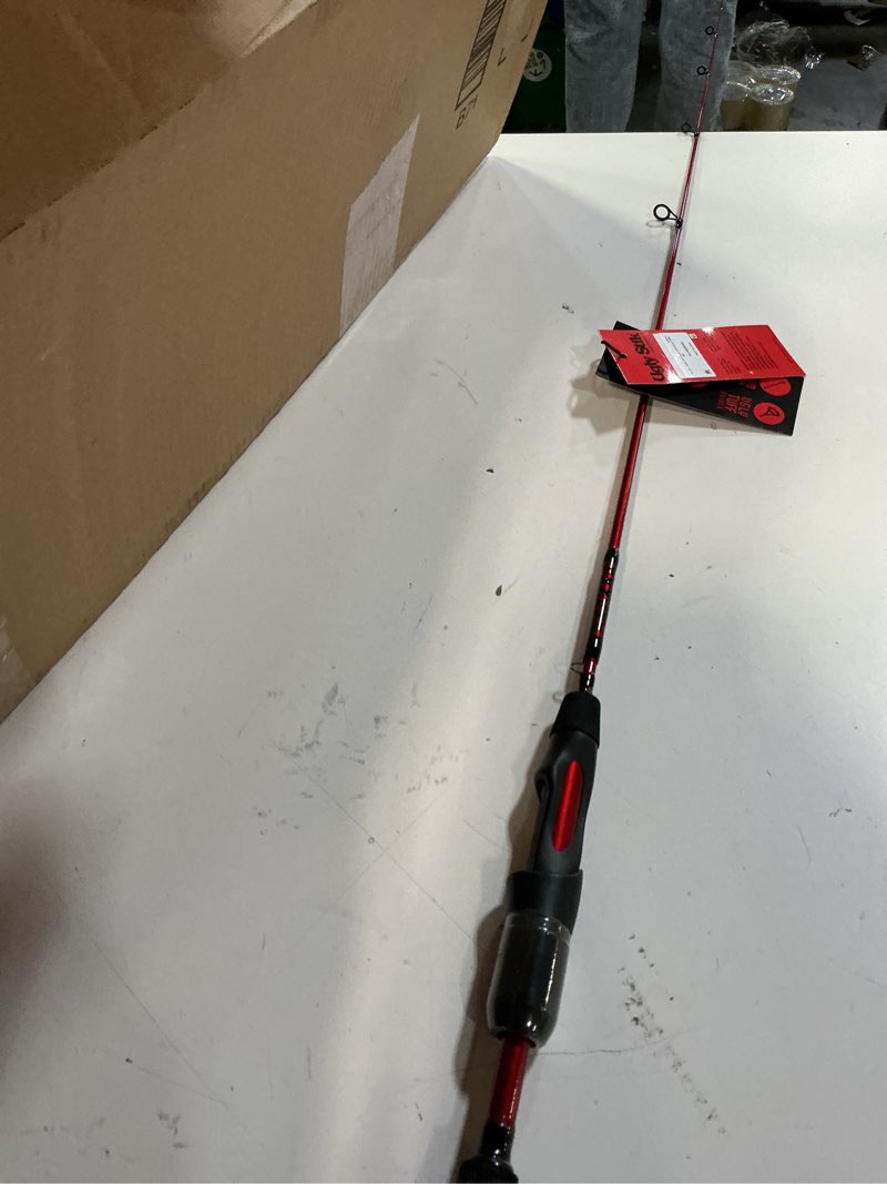 Condition photo showing Good Condition for ugly stik 40" carbon ice spinning rod, 1 piece fishing rod, medium heavy rod power, 6 - 10 lb line rating 40" - medium heavy - 1pc