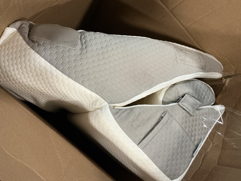 Condition photo showing Good Condition for 3PCS Wedge Pillow Set for After Surgery, Wedge Pillow for Acid Reflux Relief, Bed Wedge Pillow With Adjustable 9&12inch for Headboard,Sleeping, Orthopedic Memory Foam for Neck&Back Support, White/Grey Adjustable Wedge+1 Pillow White/Grey