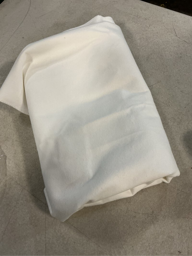 Condition photo showing Good Condition for washable underpads, 34\" x 52\" (pack of 1) extra heavy absorbency ,100% waterproof mattress protector,flannel cotton underpads for kids, adults,pets,bed, couch, sofa, floor,home 34x52 inch(pack of 1)