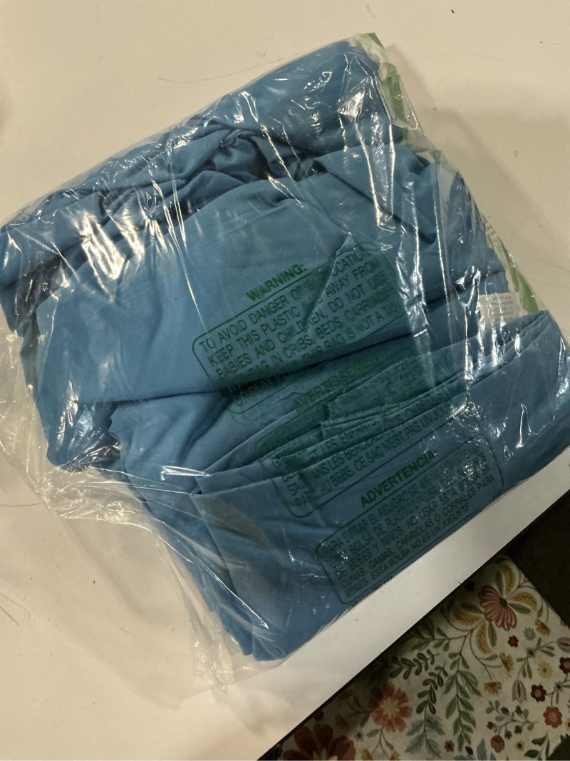 Condition photo showing Good Condition for full size 4 piece sheet set - comfy breathable & cooling bed sheets set - hotel luxury bedding for women, men, kids, teens, boys & girls - deep pockets, soft and wrinkle free - oeko-tex - denim blue 20 - denim blue full