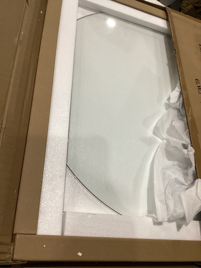 Condition photo showing Good Condition for 26" inch round glass table top 1/4" thick flat polish edge tempered by fab glass and mirror