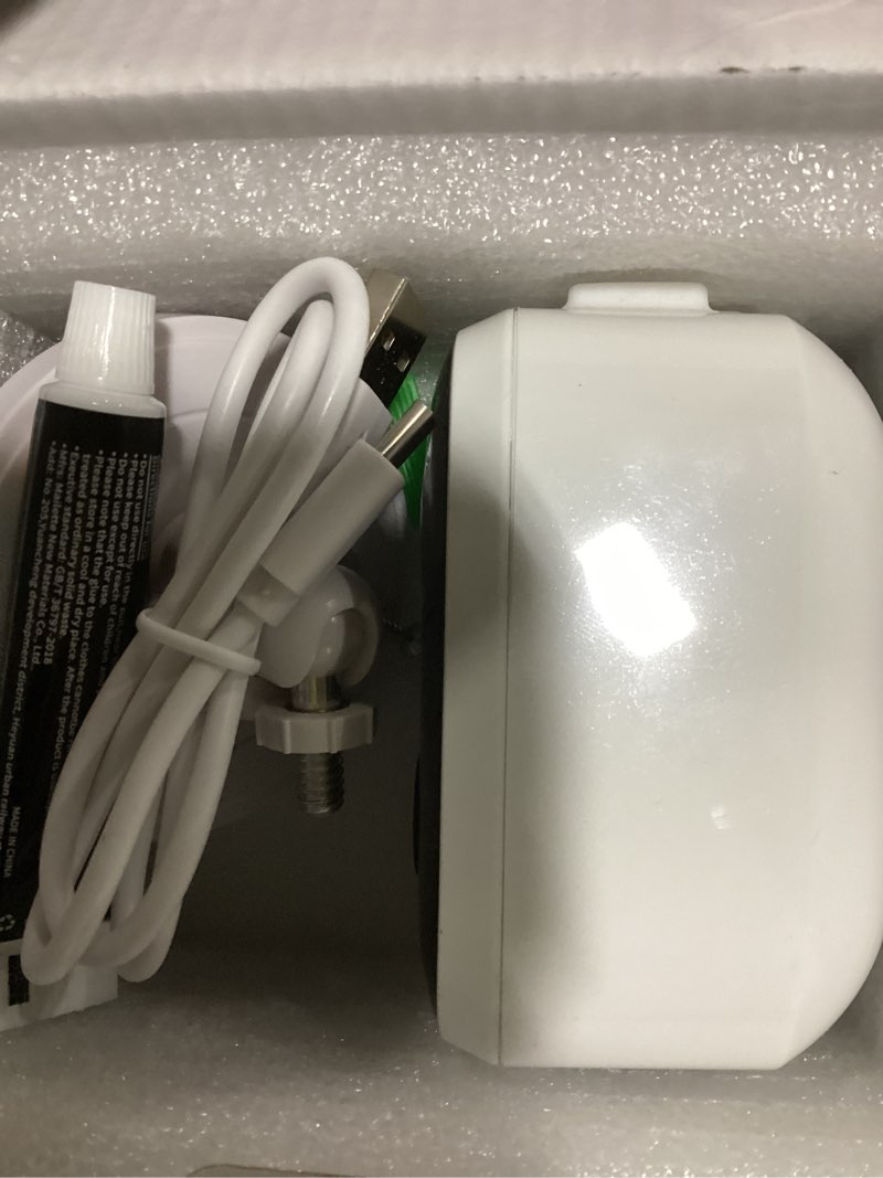 Condition photo showing Good Condition for goalake 2026 upgraded wireless security camera 5mp 2.5k, battery powered, ai motion detection, spotlight, two-way audio, siren, ip65, no monthly fee, cloud & 256gb sd storage (pre-inserted a sd card) cp13wb-d