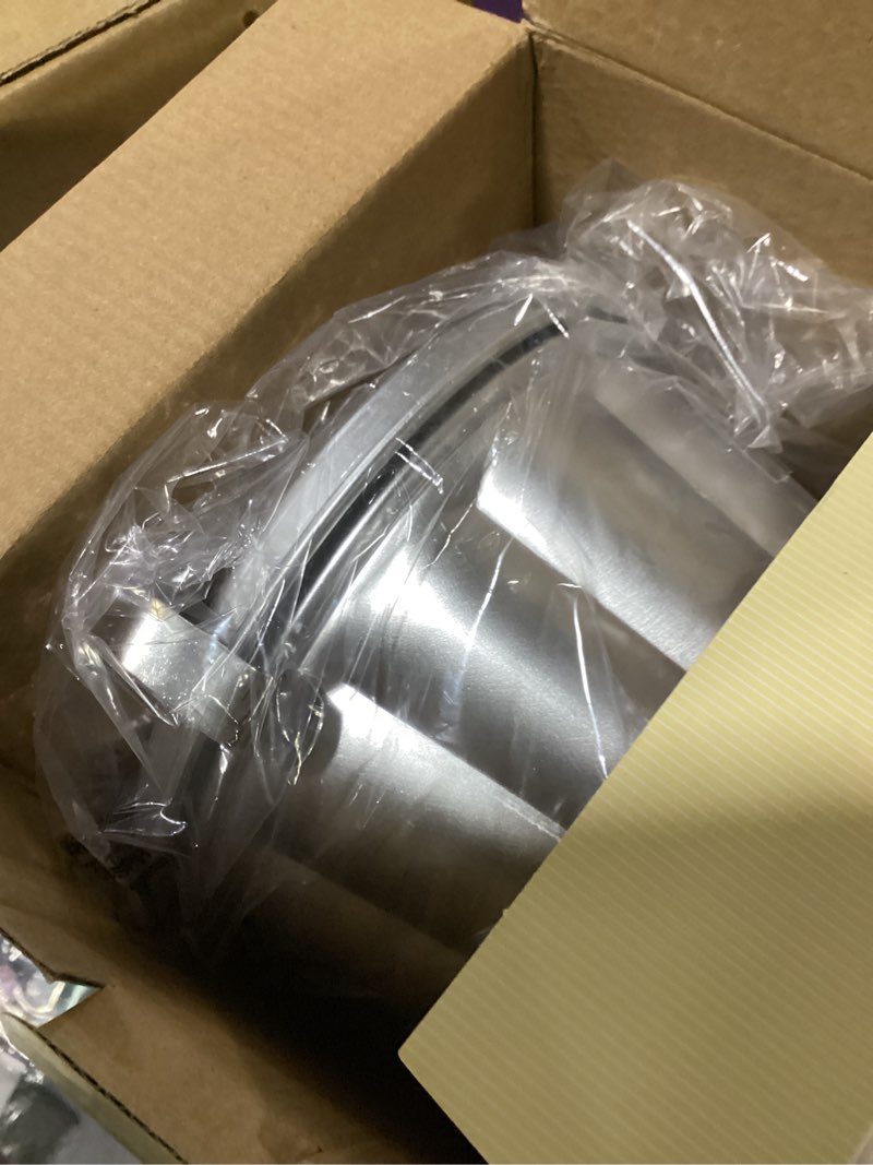 Condition photo showing Good Condition for mrs. anderson's baking non-stick steamed pudding mold with lid, 1.6-liters