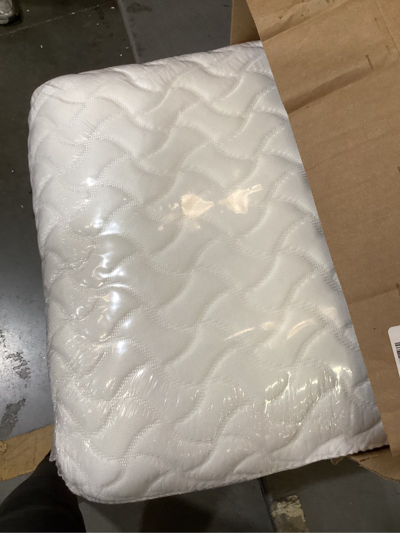 Condition photo showing New/Like New for tempur-pedic tempur-cloud pillow for sleeping, standard, white 1