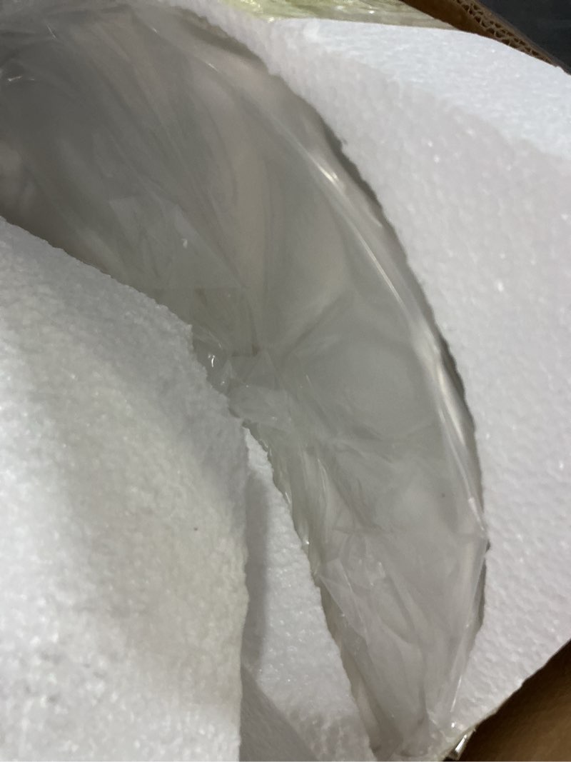 Condition photo showing Good Condition for YXTSIMV 11.8" White Wavy Ceramic Pendant Light Shade,Vintage E26 Metal Loft Bar Ceiling Hanging Lamp