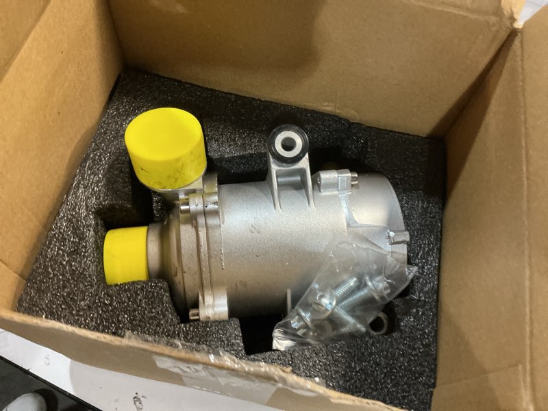 Condition photo showing As Is for electric engine water pump compatible with bmw 2013-2016 320i 328i x1 2.0l l4 n20 b20 135kw engine coolant water pump replace #11517597715 11517571508 11517597715 small
