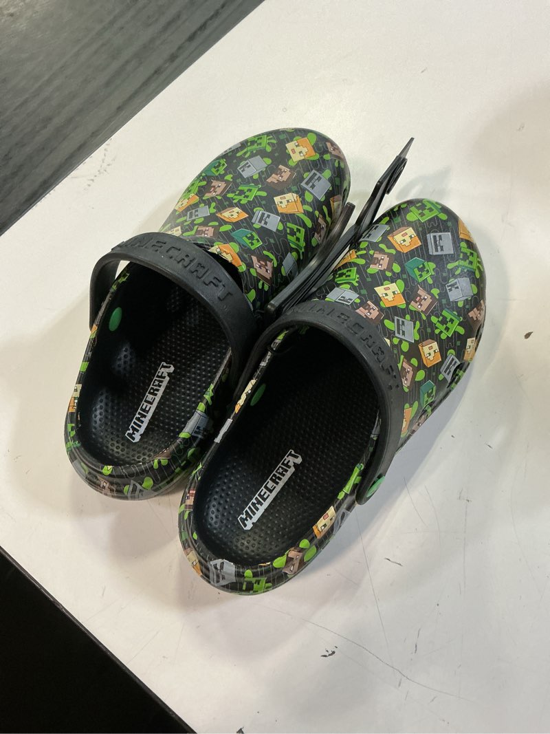 Condition photo showing Good Condition for minecraft little & big boys eva clogs size 4 