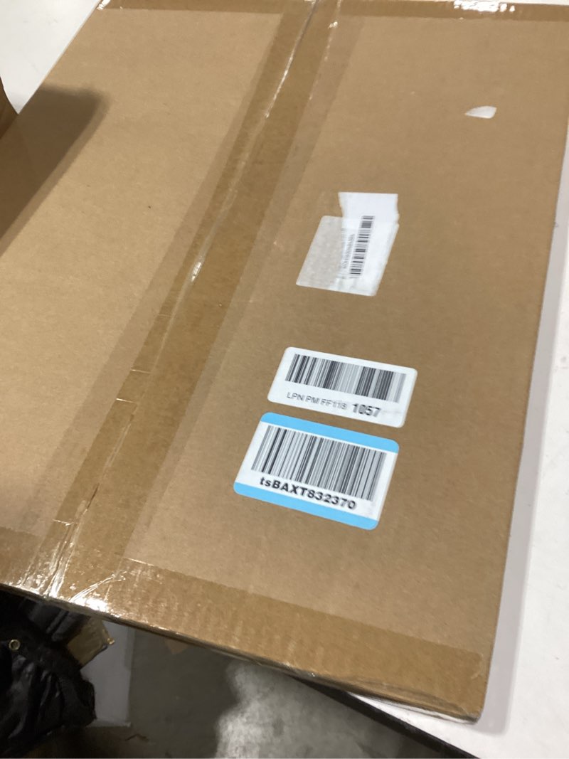 Condition photo showing New/Like New for Somime 10 Pack Precut 16x20 Picture Frame Mat, White 16x20 Photo Mat with 11x14 Opening, Acid Free Frame Matte for Artworks, Prints white 10pc precut 16x20