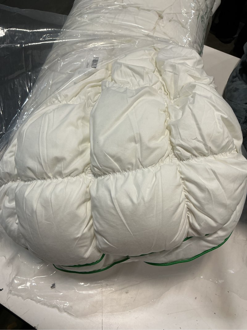 Condition photo showing As Is for YOUR MOON Fluffy Support Bed Pillow Queen Size, Super Soft Premium Down-Alternative Filling for Sleeping, Luxury Hotel Quality Bed Pillows for Side Sleeper (White) White Queen (Pack of 1)