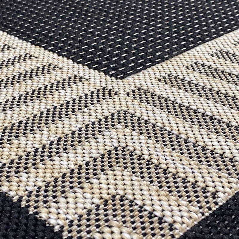 Water & Fade Resistant 8ft Round Indoor Outdoor Rug for Patio, Deck, Porch, Entryway | Outside Area Rugs for Patios | 7'10'' Round Brown