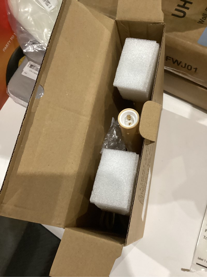Condition photo showing New/Like New for 3 Light Christmas Window Candles, Electric Window Candle Lamp Lights Plug in Christmas Candle Lamp with 4 C7 Clear Bulbs (1 Spare Bulbs), Ivory Bases Plug in Candle for Decorations Yellow?3 Lights5W?