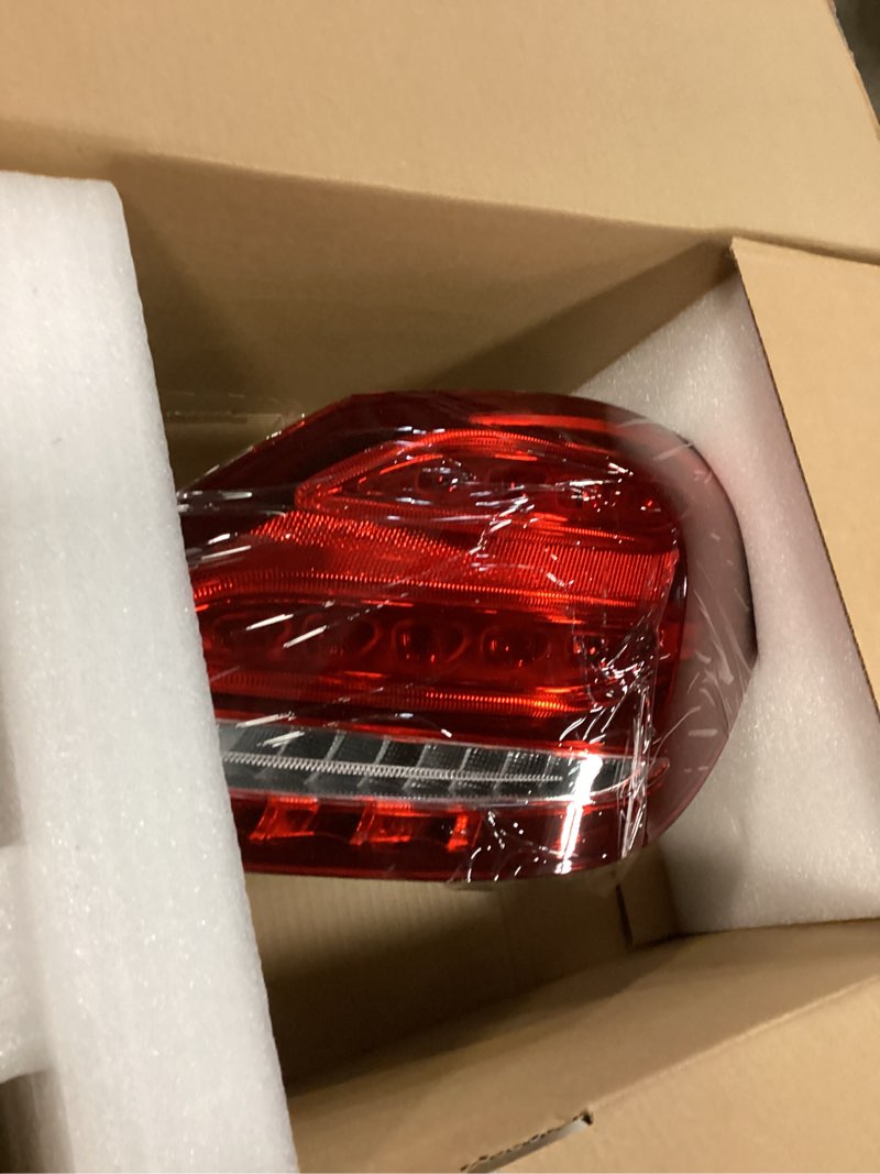 Condition photo showing Good Condition for LED Tail Lights Compatible with Mercedes Benz W205 C300 2015 2016 2017 2018, Right Brake Turn Signal Taillight, W205 Passenger Side Taillamp Replacement Passenger's Side