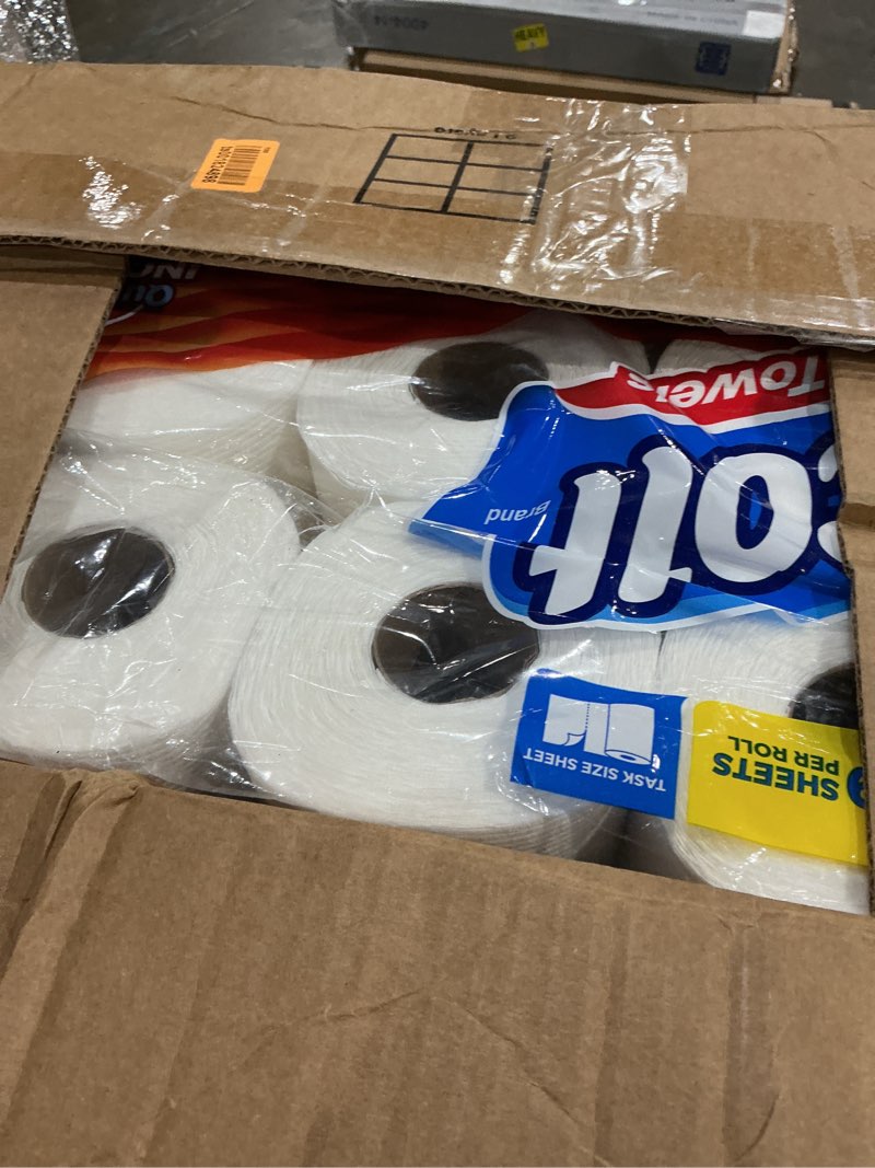 Condition photo showing New/Like New for scott paper towels, task size, 30 family double rolls (119 sheets per roll)