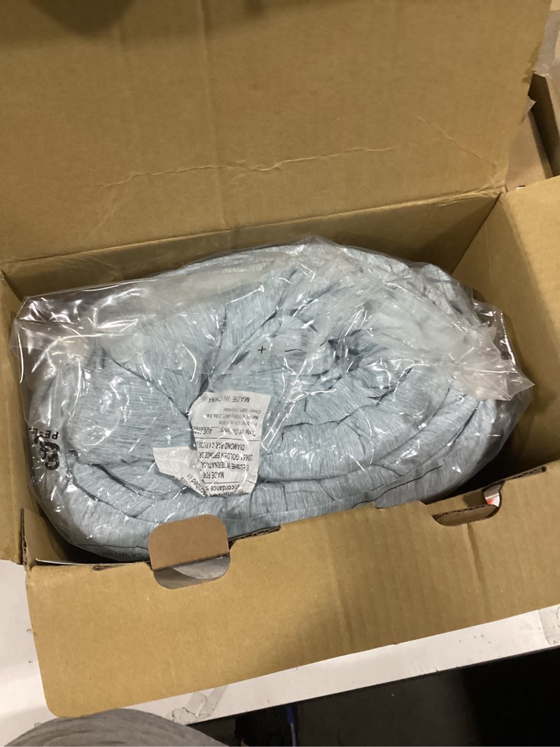 Condition photo showing Good Condition for Bedsure King Size Comforter Set - Light Blue Soft Bedding for All Seasons, Cationic Dyed Bed Set, 3 Pieces, 1 King Size Comforter (104"x90") and 2 Pillow Shams (20"x36"+2") King 19 - Light Blue