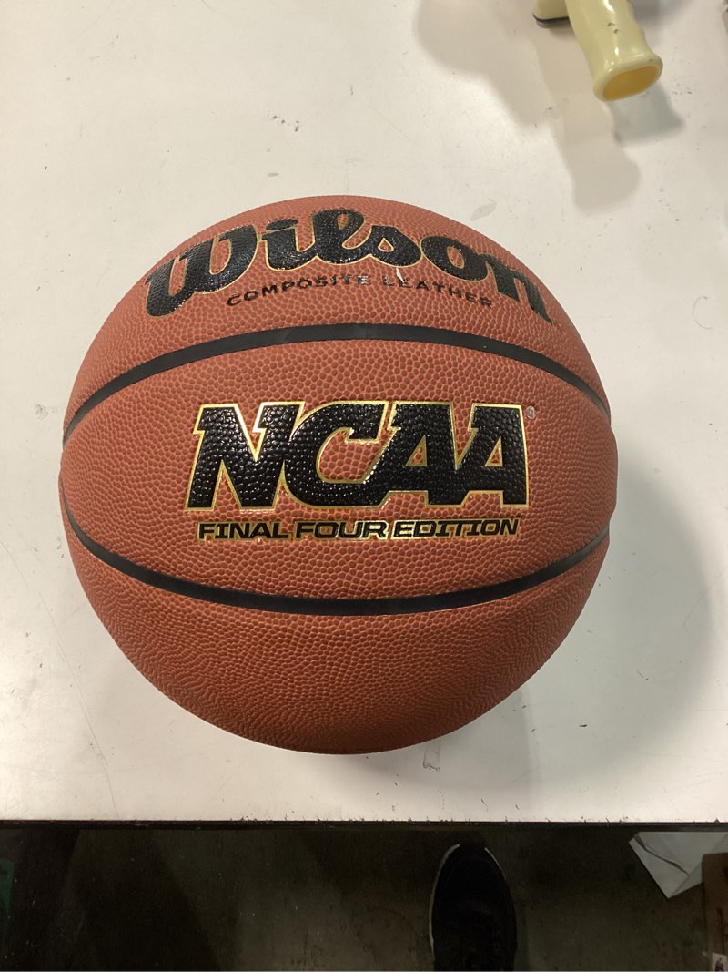 Condition photo showing Good Condition for wilson ncaa final four basketball - 29.5" and 28.5" size 7 - 29.5"